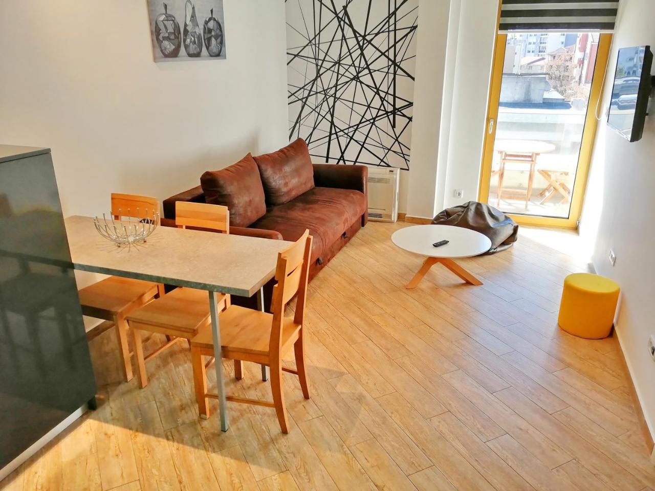 Sea Breeze Lux Apartments Будва Екстериор снимка