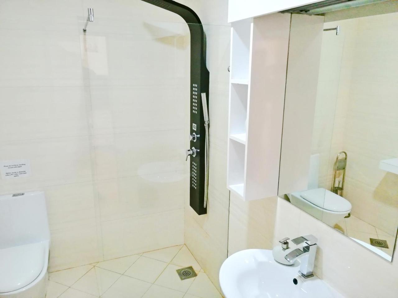 Sea Breeze Lux Apartments Будва Екстериор снимка