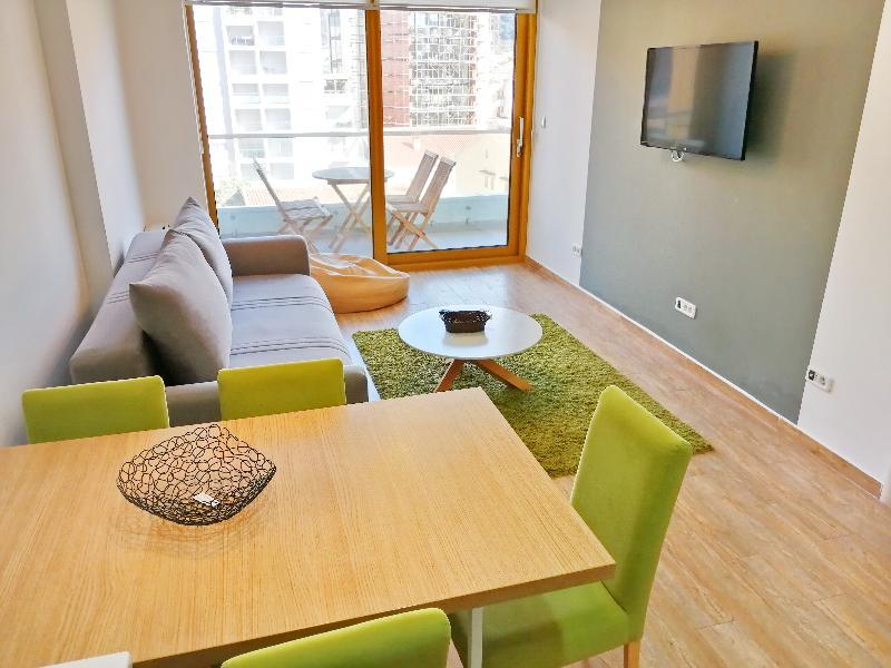 Sea Breeze Lux Apartments Будва Екстериор снимка